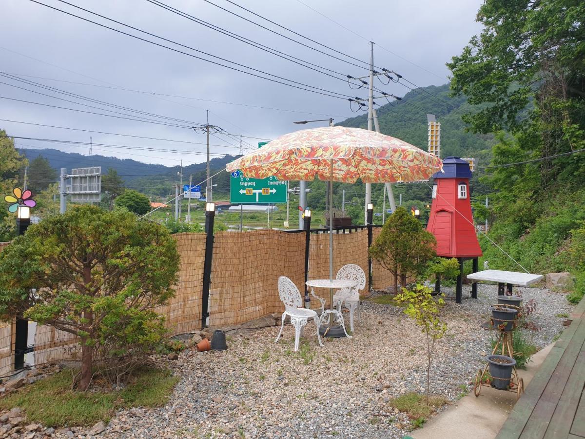 Sky Vivaldi Pension Hongcheon Εξωτερικό φωτογραφία