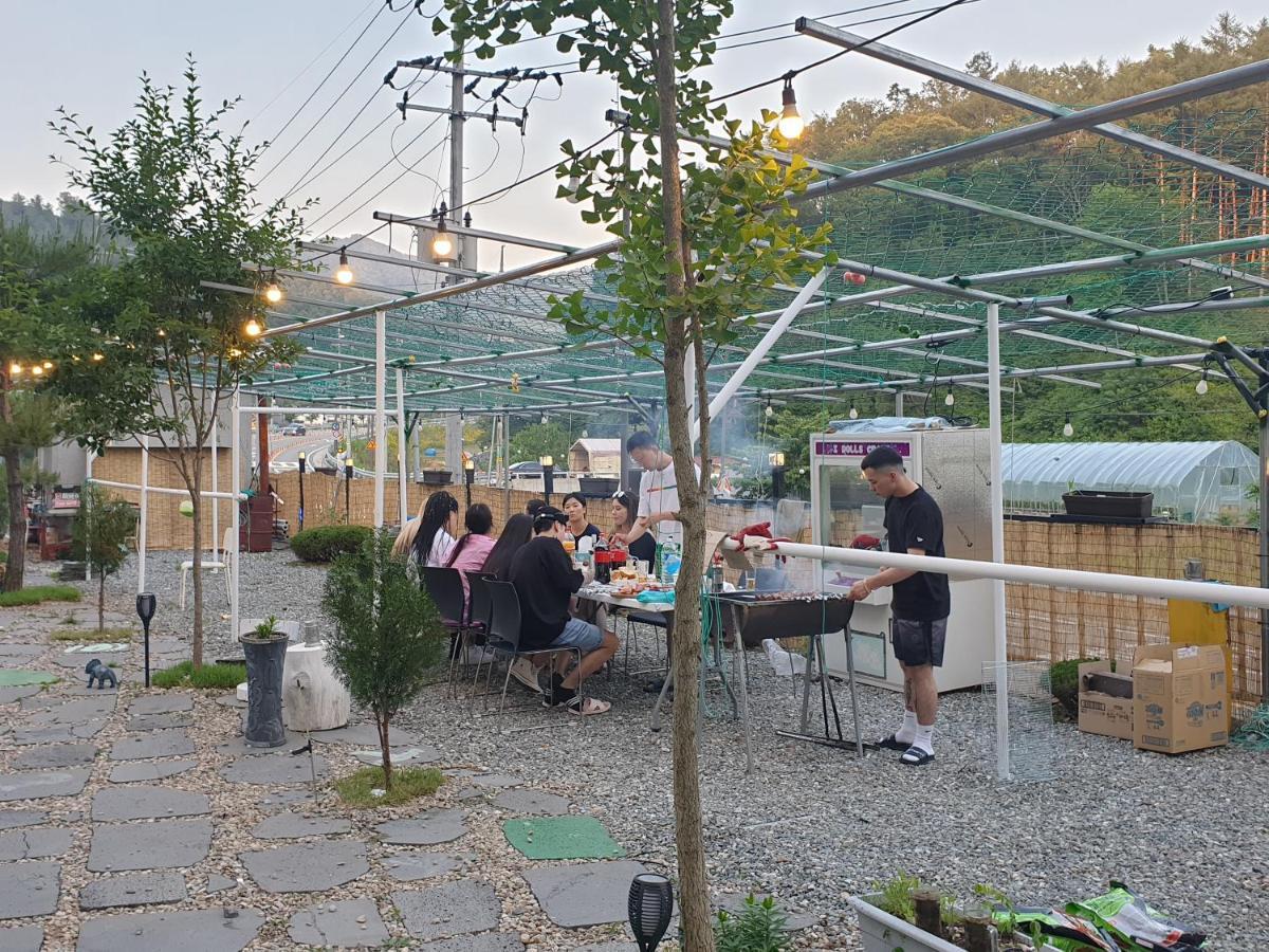 Sky Vivaldi Pension Hongcheon Εξωτερικό φωτογραφία