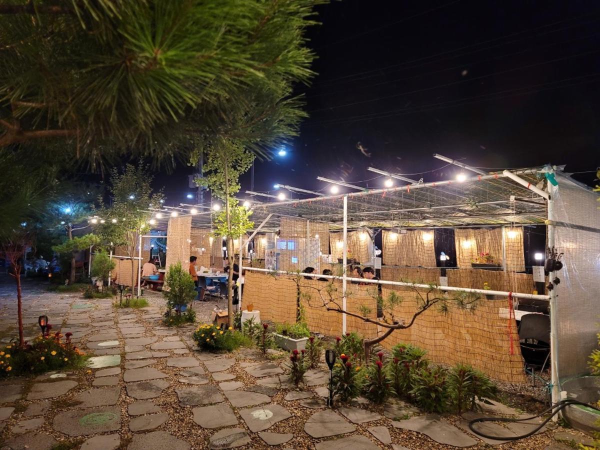 Sky Vivaldi Pension Hongcheon Εξωτερικό φωτογραφία