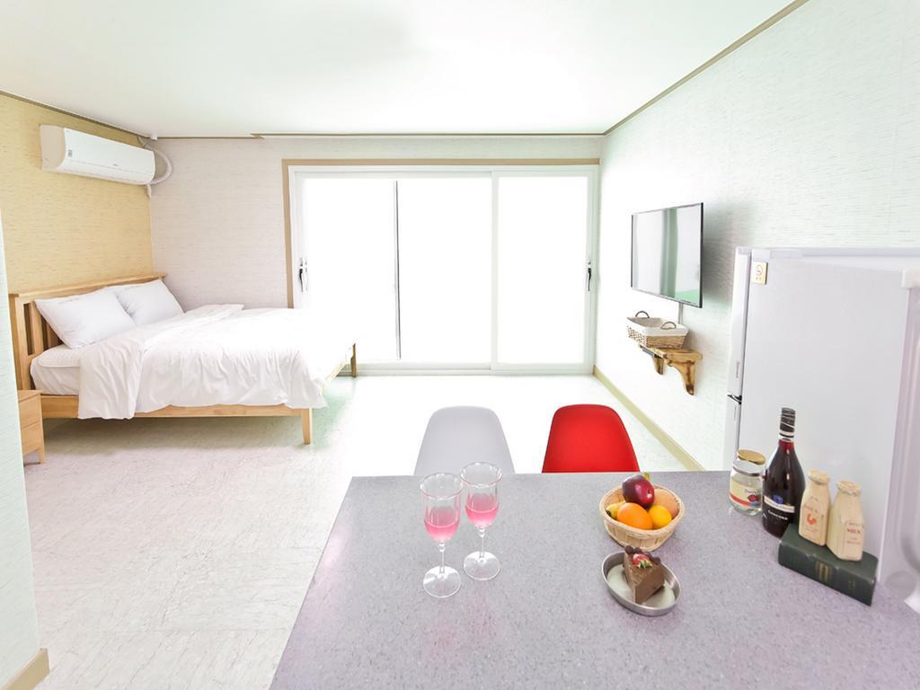 Sky Vivaldi Pension Hongcheon Εξωτερικό φωτογραφία